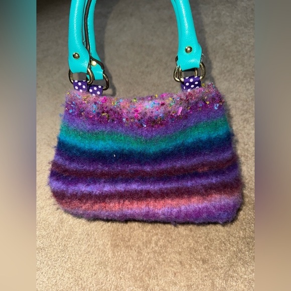 Women's Handcrafted Felted Purse - Picture 2 of 5